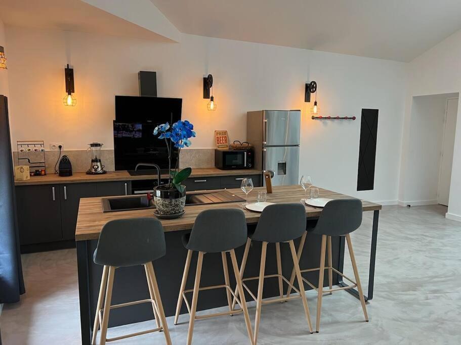Loft Design Apartment Lapalud Exterior foto